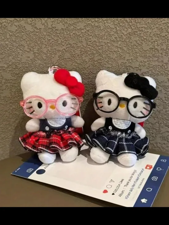 Hello Kitty Plush Keychain with  PINK Glasses and Red Bow - Picture 2 of 3